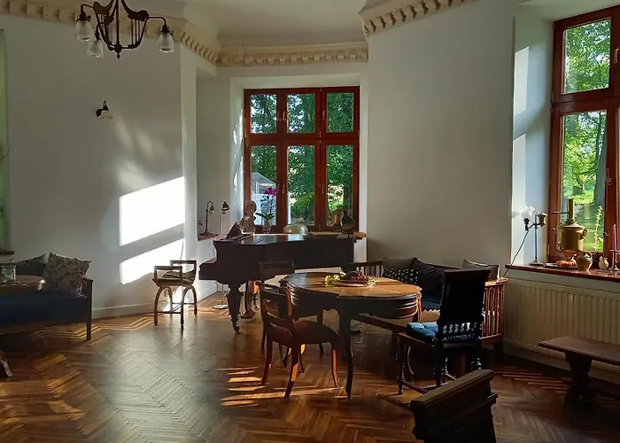 Nowy Dwor W Goszycach Goszyce